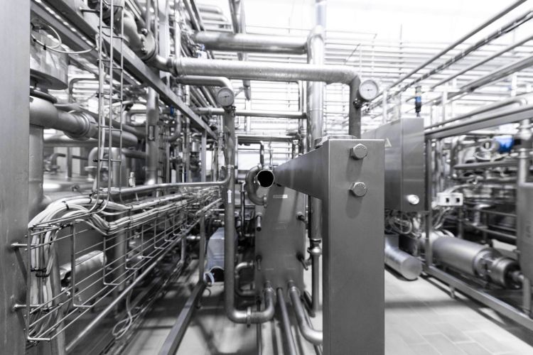 modern-brewery-factory-interior-pipe-lines-other-equipment-tool-plant-workshop-industrial-background-metal-pipes-closeup-industrial-plant-inside-view-maze-pipes-background-min